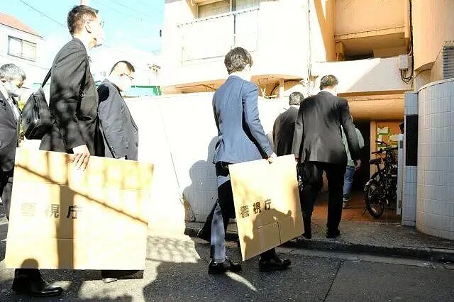 日本男子用铁棍性侵青梅竹马的哥们,警察调查后吓出一身冷汗!(组图) - 13
