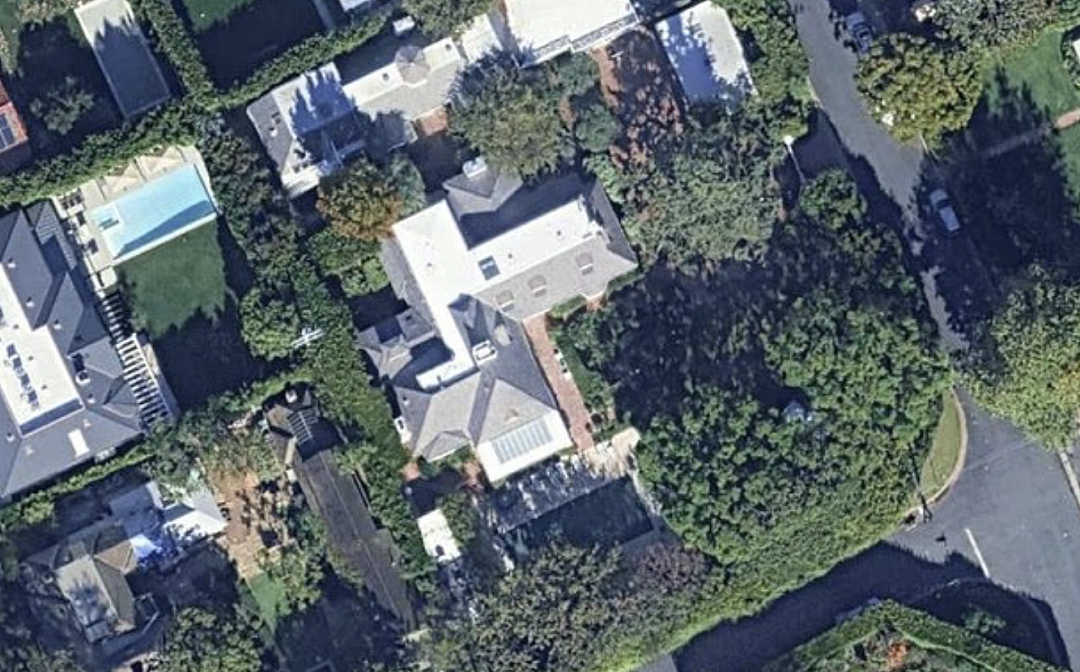 好莱坞传奇导演夫妇惨死，遭儿子割喉杀害，1350万豪宅满地鲜血（组图） - 3