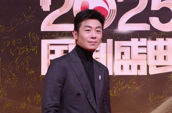 国剧盛典红毯星光黯淡，全靠中年女星撑场，生图显出她们真实状态（组图） - 32