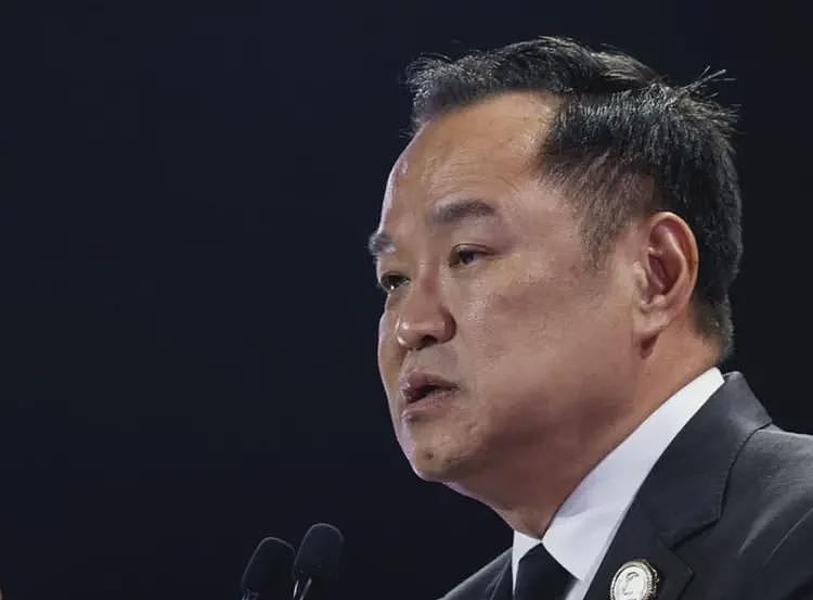 泰柬冲突升级：柬埔寨电诈中心或成泰军目标！战火重燃前几天，柬电诈头目陈志等大亨资产被泰国没收（组图） - 3