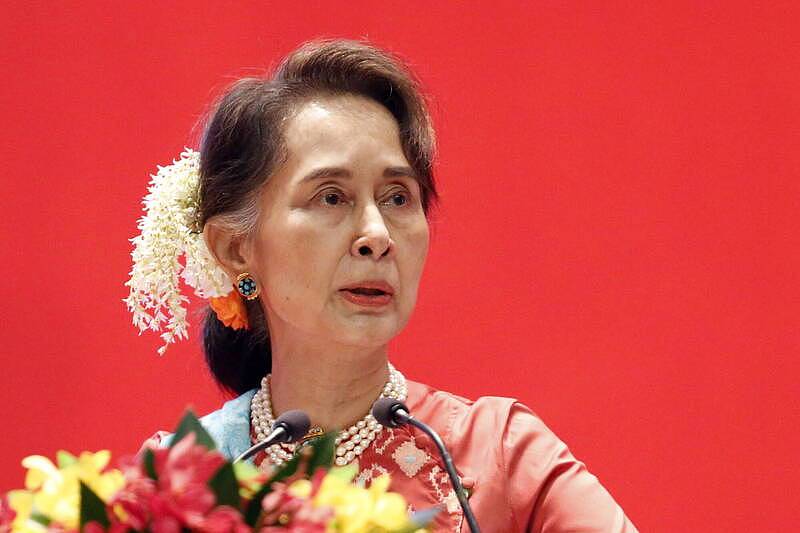 驳过世传闻，缅甸军政府发布声明：翁山苏姬身体健康（图） - 1