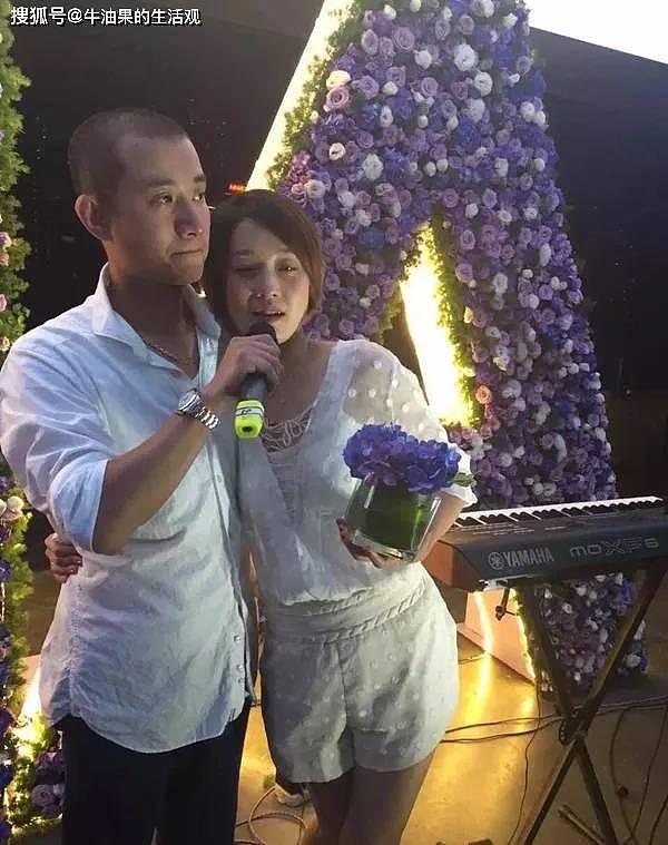 马伊琍被传再婚后,文章复婚无望带女友回家见妈妈,疑好事将近(组图) - 6