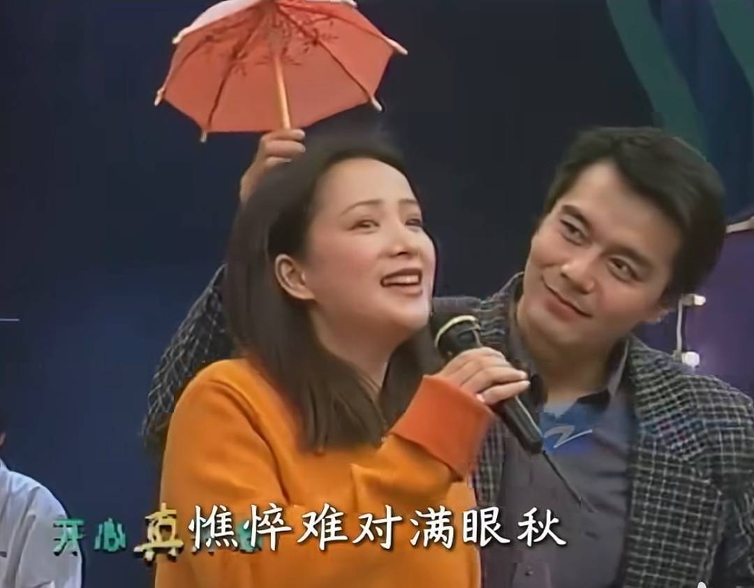 对比明显：许亚军眼睛红肿送何晴最后一程，何晴好友却晒了何晴病床憔悴照（组图） - 5