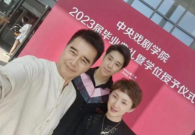 何晴的最后10年：患癌又中风，保姆陪伴左右，临终舍不得儿子（组图） - 12