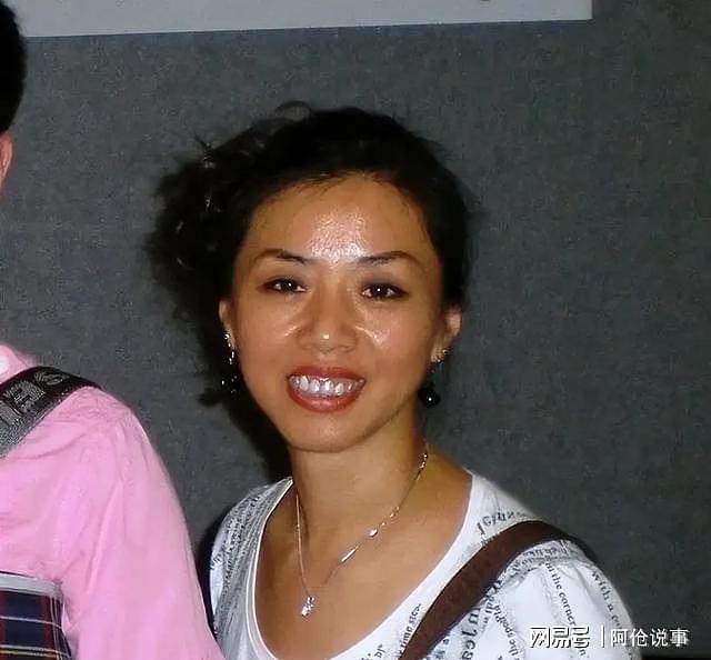 广东单亲妈妈嫁大27岁澳洲老头,6年后被盐酸溶解,只剩10颗烤瓷牙(组图) - 5