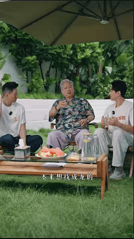 功夫巨星洪金宝为报恩20年任劳任怨，薪酬比成龙低（组图） - 6