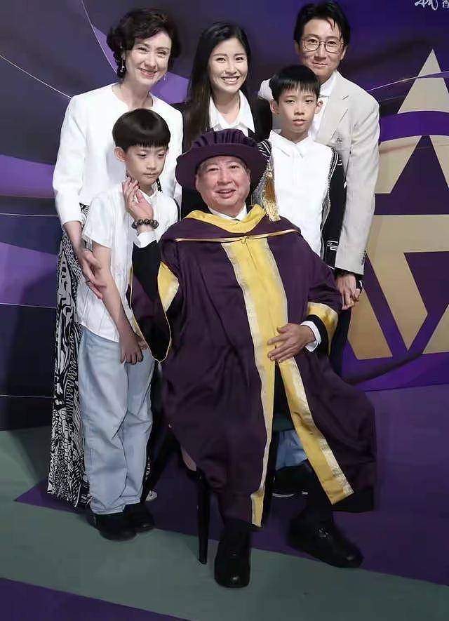 功夫巨星洪金宝为报恩20年任劳任怨，薪酬比成龙低（组图） - 10