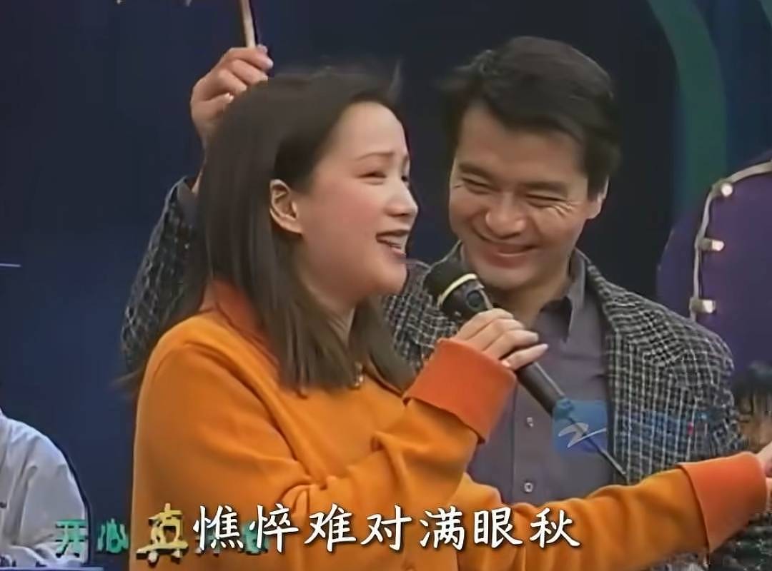 对比明显：许亚军眼睛红肿送何晴最后一程，何晴好友却晒了何晴病床憔悴照（组图） - 6