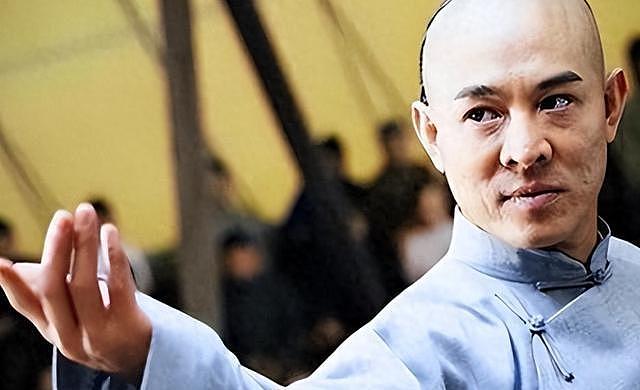 演都不演了!李连杰经济状况被扒光,黄秋燕如今下场全拜利智所赐(组图) - 12