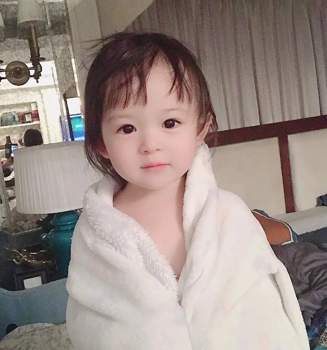 宣布正式复出！当小四无奈退圈，糊到查无此人只想离婚？（组图） - 32