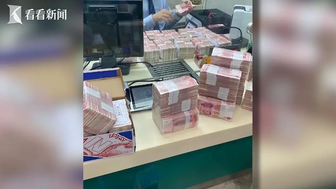 罕见！上海阿姨每天躺在100万现金上睡觉，家中成箱的现金...（组图） - 2