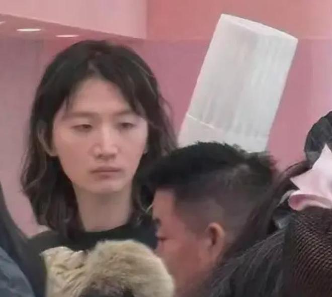 好利来大公子罗昊转性做女人,被骂到关闭账号(组图) - 13