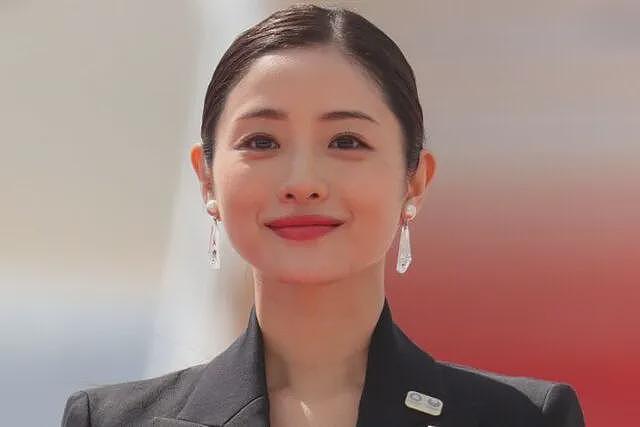 日本一35岁熟女发可爱自拍，引发一场集体晒自拍大赛！日本网友毒舌辣评：百鬼夜行…（组图） - 17