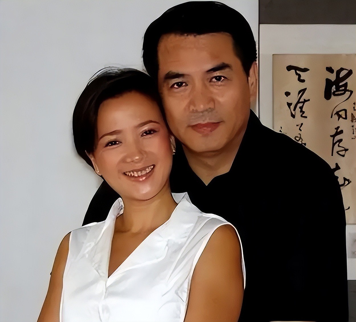 廖京生不忍了！公开回应与何晴的真实关系，照顾10年传闻真相大白（组图） - 13