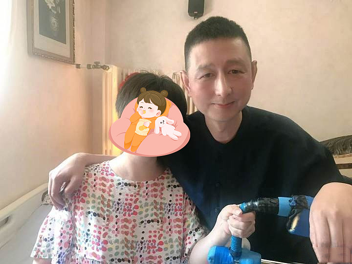 廖京生不忍了！公开回应与何晴的真实关系，照顾10年传闻真相大白（组图） - 5