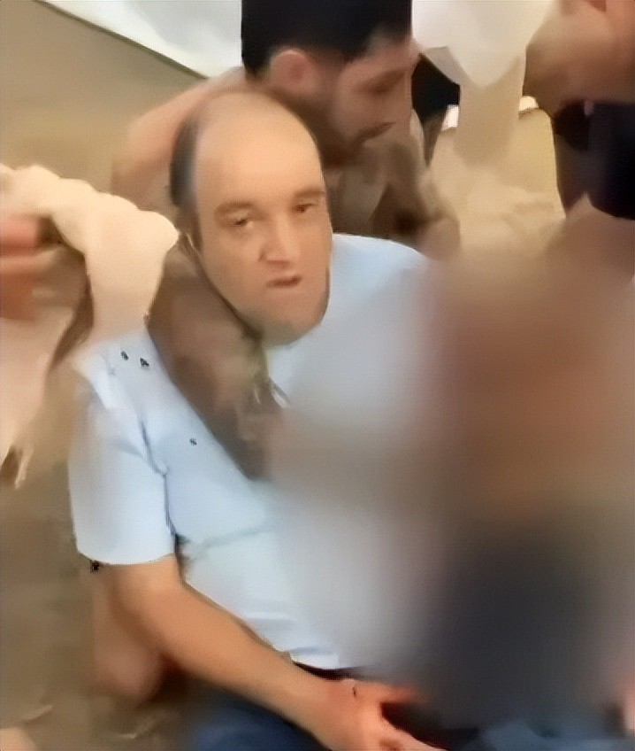 手枪40米开外直接爆头?邦迪海滩枪击案,嫌犯用的是什么枪?(组图) - 23