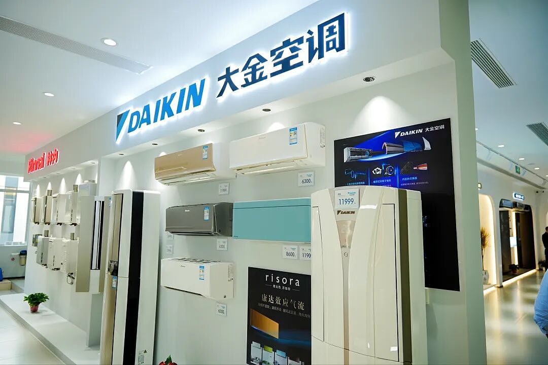 71岁董明珠,“得罪”美的海尔小米(组图) - 17