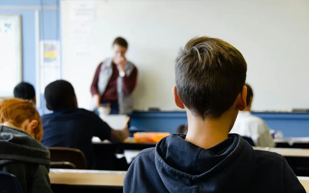 新西兰因打架抽烟等停学超1万人！开除率攀升，奥克兰暴力事件尤为严重（组图） - 4