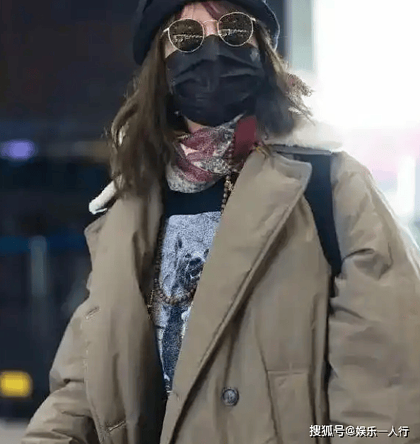 面相彻底变了!49岁赵薇回老家,包裹的严严实实,如今低调无人识(组图) - 2