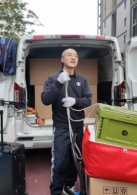 中国搬家老哥一口流利英语,惊呆老外!赚过几千万的澳洲海归却干99块的活(组图) - 7