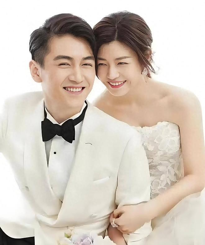 热搜第一!业内曝陈晓陈妍希离婚原因,玩的花,冷暴力,很不简单(组图) - 1