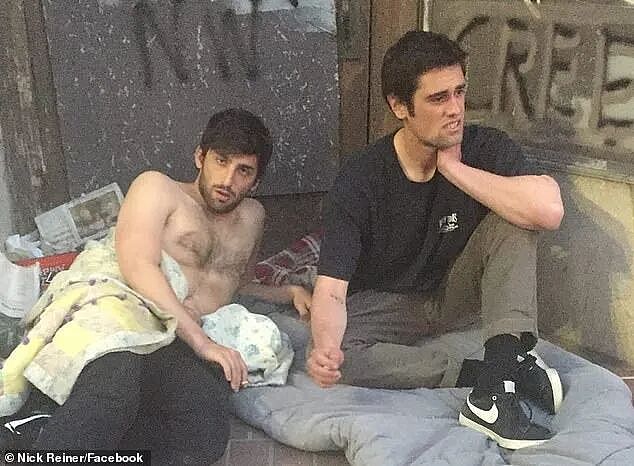 美国名导夫妇双双被杀在自己家中，凶手竟是其儿子！被宠坏的他，最终拿刀刺向自己父母...（组图） - 18