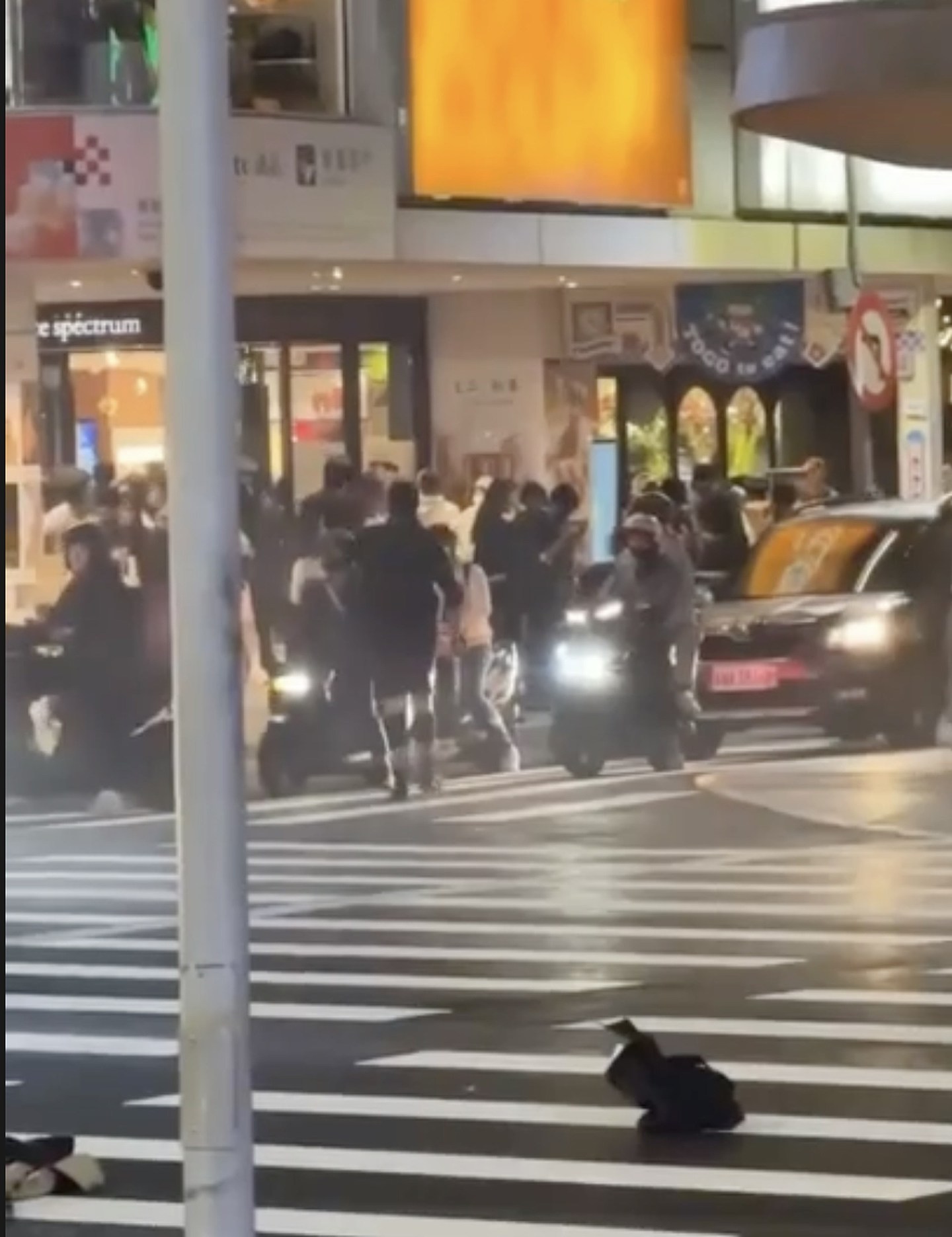 台湾砍人案凶手堕楼身亡!学者循多点分析:他不想死(组图) - 2
