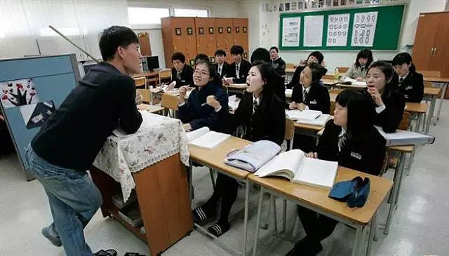 当年这张沈阳照轰动世界，朝鲜女孩一家如今怎样（组图） - 8