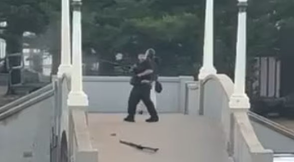 重磅!澳洲总理官宣:全面审查移民政策, 公布最严新法!这些人全部拒签!(组图) - 1