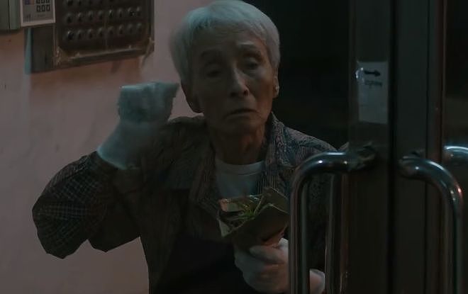 87岁TVB演员搬进养老院，老来丧子孤苦伶仃，已看淡生死放弃急救（组图） - 9