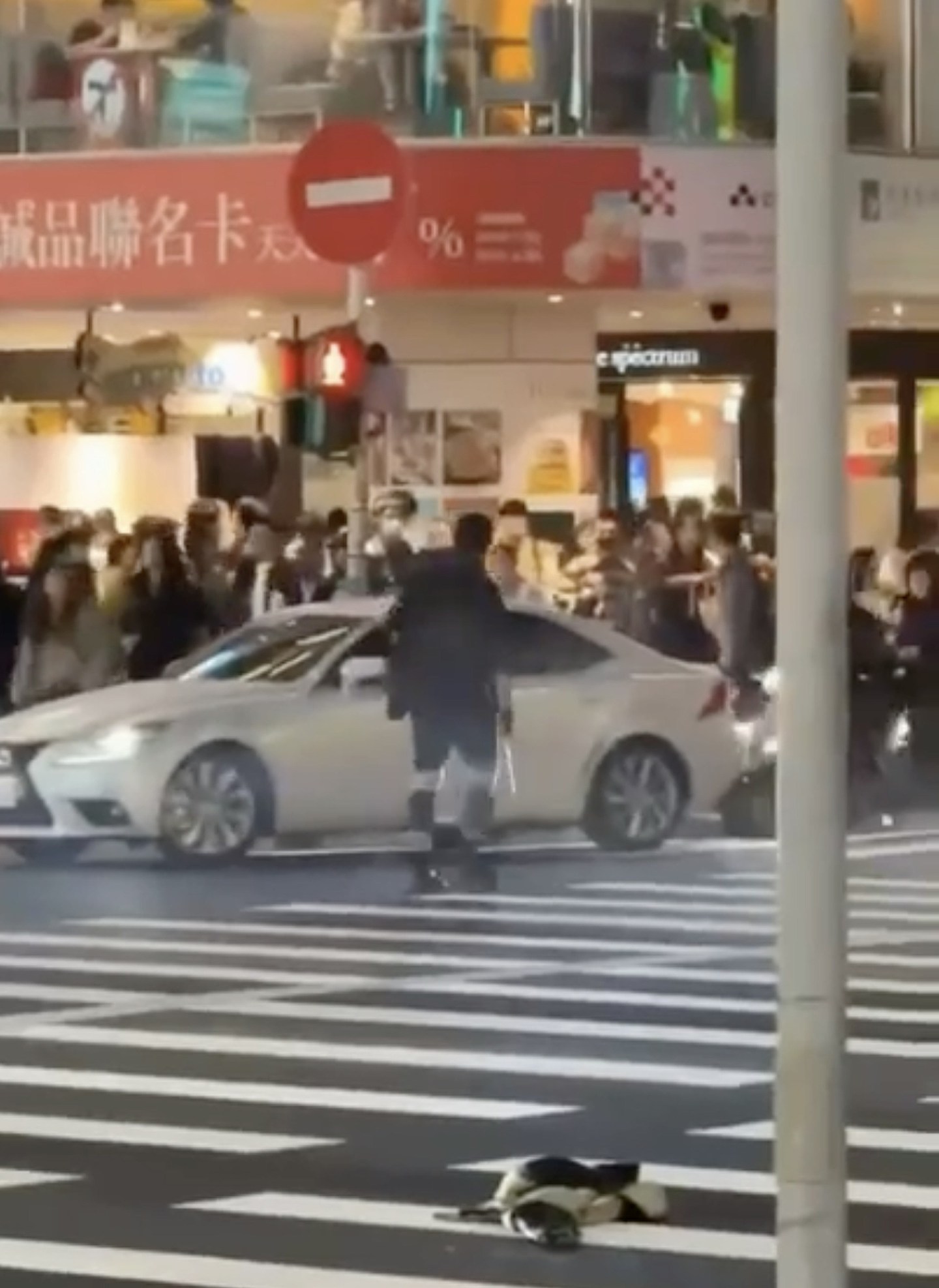 台湾砍人案凶手堕楼身亡!学者循多点分析:他不想死(组图) - 1