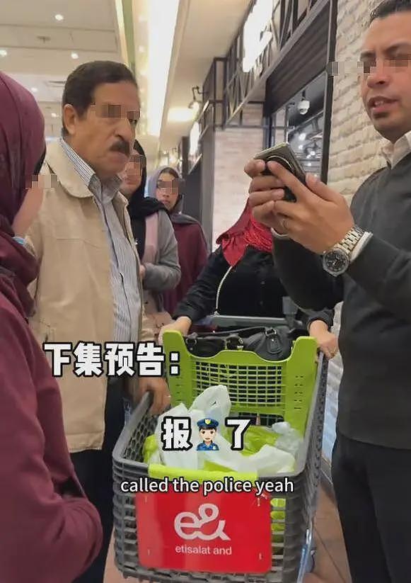 俩中国女生埃及游，与当地5人互殴，完胜后获围观者竖拇指（组图） - 23