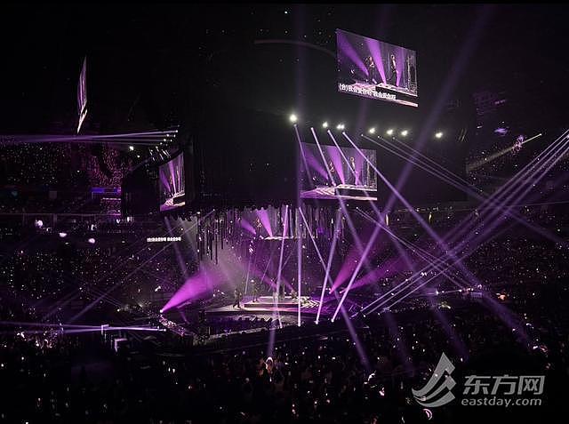“F3+阿信”申城首场演唱会火爆：万张票秒光、包厢全开，青春“双担”坐满梅奔（组图） - 5