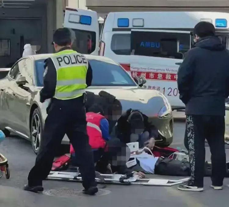SU7交付中心撞死人后续:车主刚拿驾照,符合小米用户画象(组图) - 1