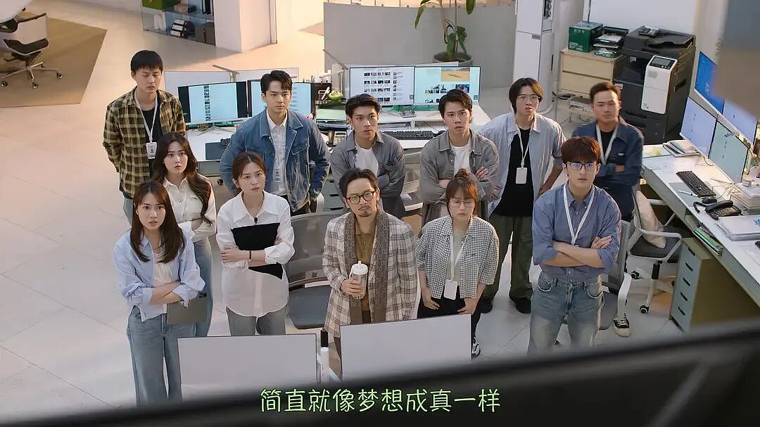 “月薪6万，不被裁员”，香港年轻人也开始挤破头考公（组图） - 10