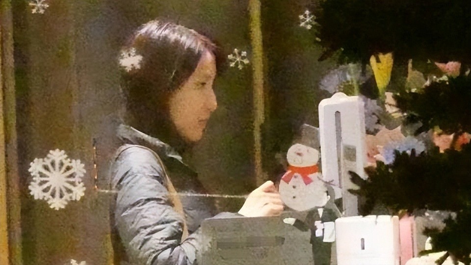 曾是“最美J女郎”，退圈多年忽然失常？陈匡怡到底怎么了（组图） - 26