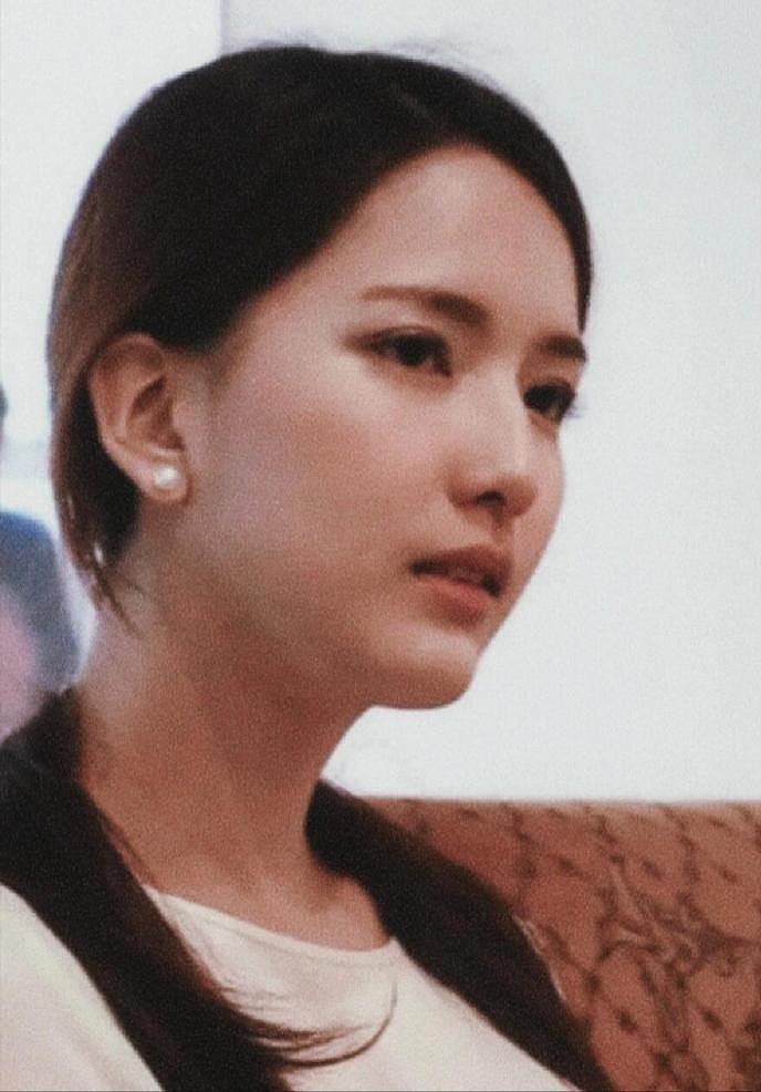 曾是“最美J女郎”，退圈多年忽然失常？陈匡怡到底怎么了（组图） - 5