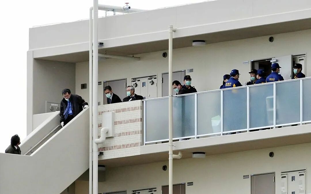 令人发指!日本33岁程序员,因自卑绑架女邻居当性奴,杀人分尸后还淡定上电视...(组图) - 12