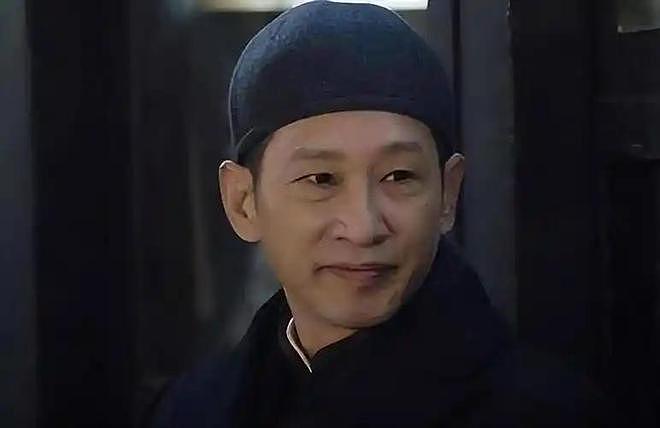 老戏骨王劲松：没儿没女、没绯闻，熬了30年，终于靠演技杀疯了！（组图） - 15