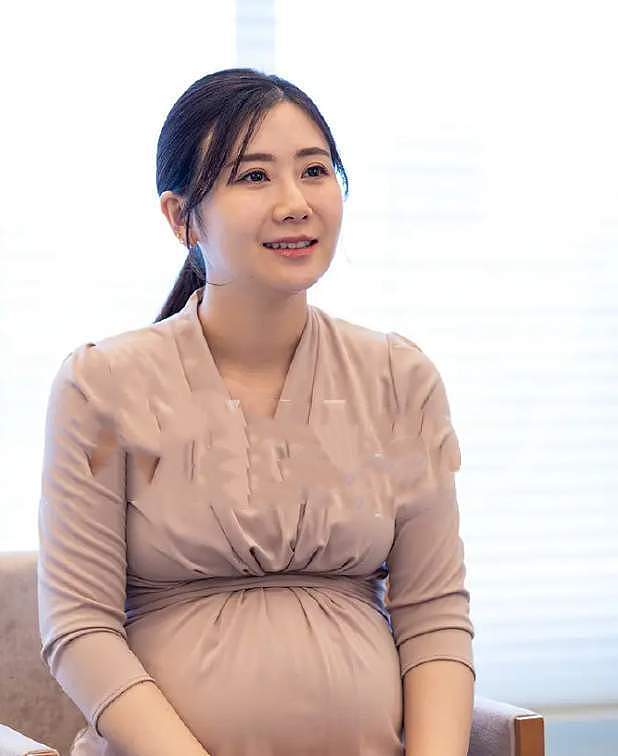 福原爱官宣再婚怀孕！三胎孕肚如箩，曝具体交往细节，高大且帅气（组图） - 3