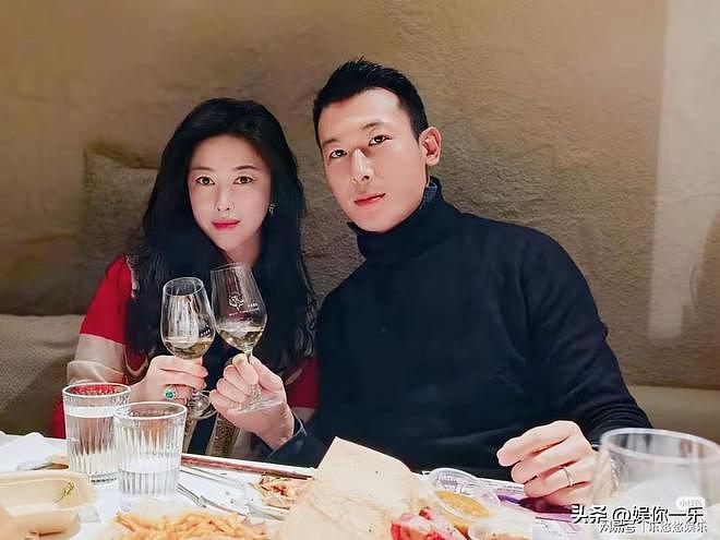 朱珠的冬至家宴照杀疯了，喝到脸红！小女儿穿着练功服满屋子打闹（组图） - 4