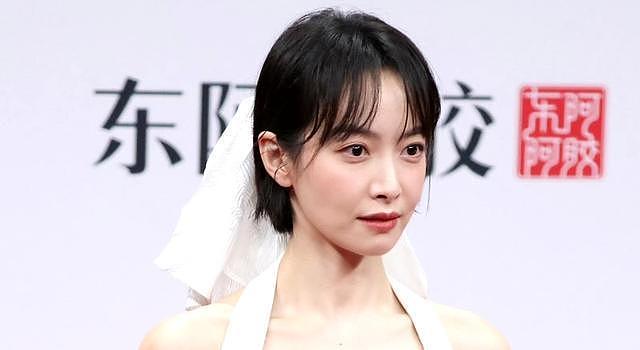 流量当道,大花落幕!赵露思和白鹿上桌,倪妮、宋茜成活动吉祥物(组图) - 18