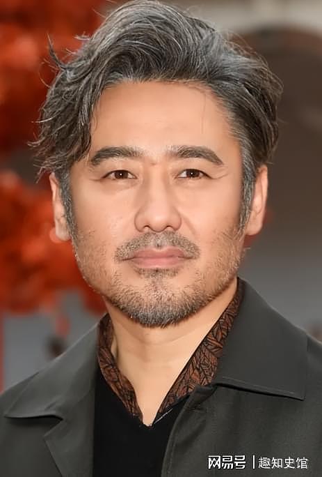 送小三入狱、被执行7.56亿后，老赖吴秀波再迎噩耗，法院出手了（组图） - 1