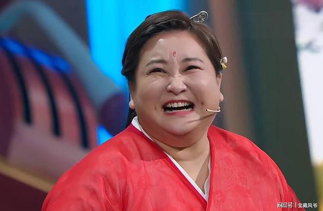 43岁贾玲近况：退出春晚、淡出综艺，解散公司，她把自己作没了？（组图） - 8