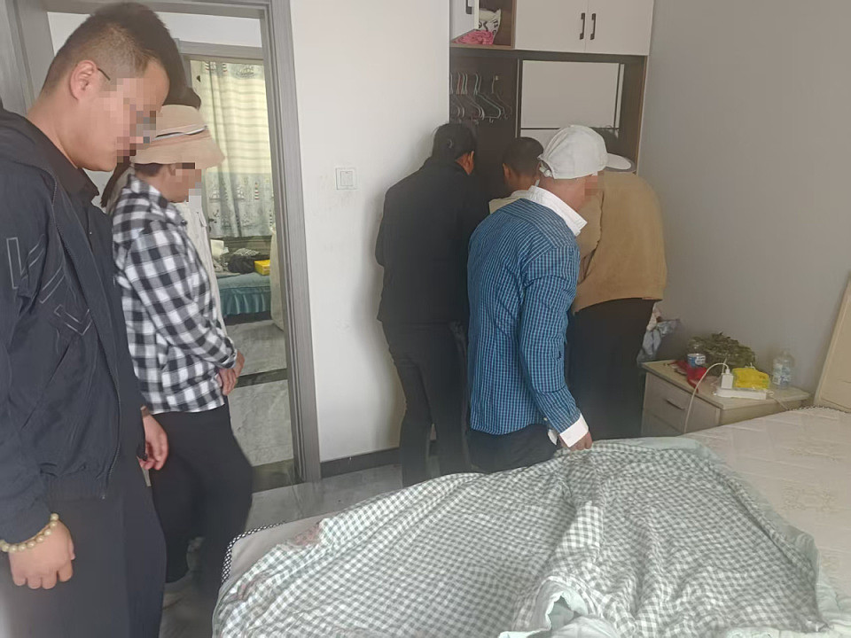 如果我没开门,妈妈是不是就能活下来(组图) - 1