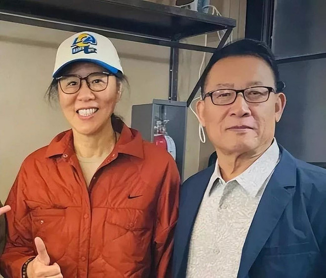 从“铁榔头”到“整容狂魔”，64岁郎平大变样（组图） - 15