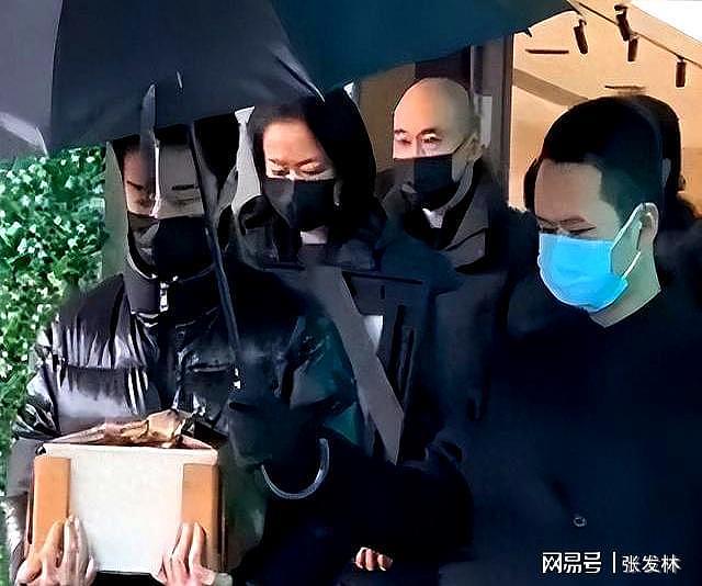 何晴头七刚过尸骨未寒，恶心事接连发生，遭殃的何止是前夫许亚军（组图） - 3