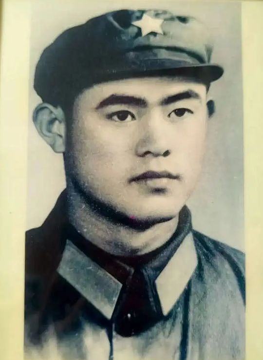 徐湖平过往被扒！高中学历当院长，曾被举报养情人，家中私藏超多（组图） - 7