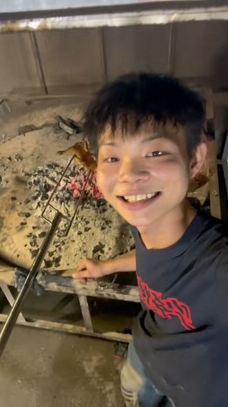 曾日销数百只!深圳烤鸡少年认用“肉宝王”调味:合规但不再使用(组图) - 5
