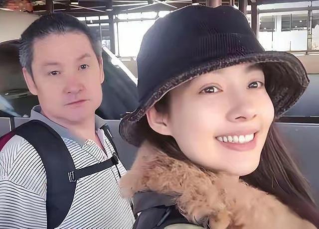 北京这一晚，55岁刘奕君秒了41岁向佐，才懂男人刚阳硬朗的魅力（组图） - 8